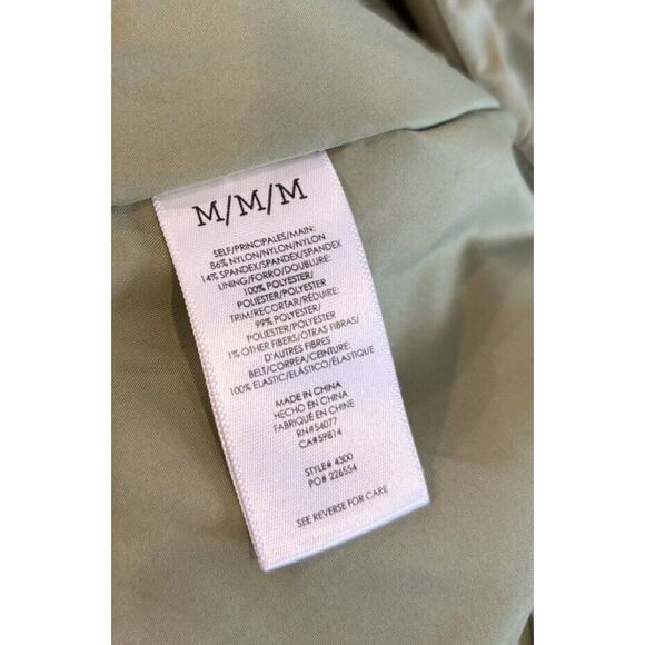 CAbi Ski Lift Puffer Jacket Size M Belted Full Zip Green Quilted #4300 - Picture 7 of 7